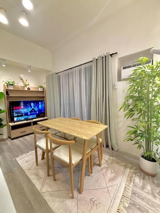 Modern Studio By Airport & Malls Appartement Davao City Buitenkant foto